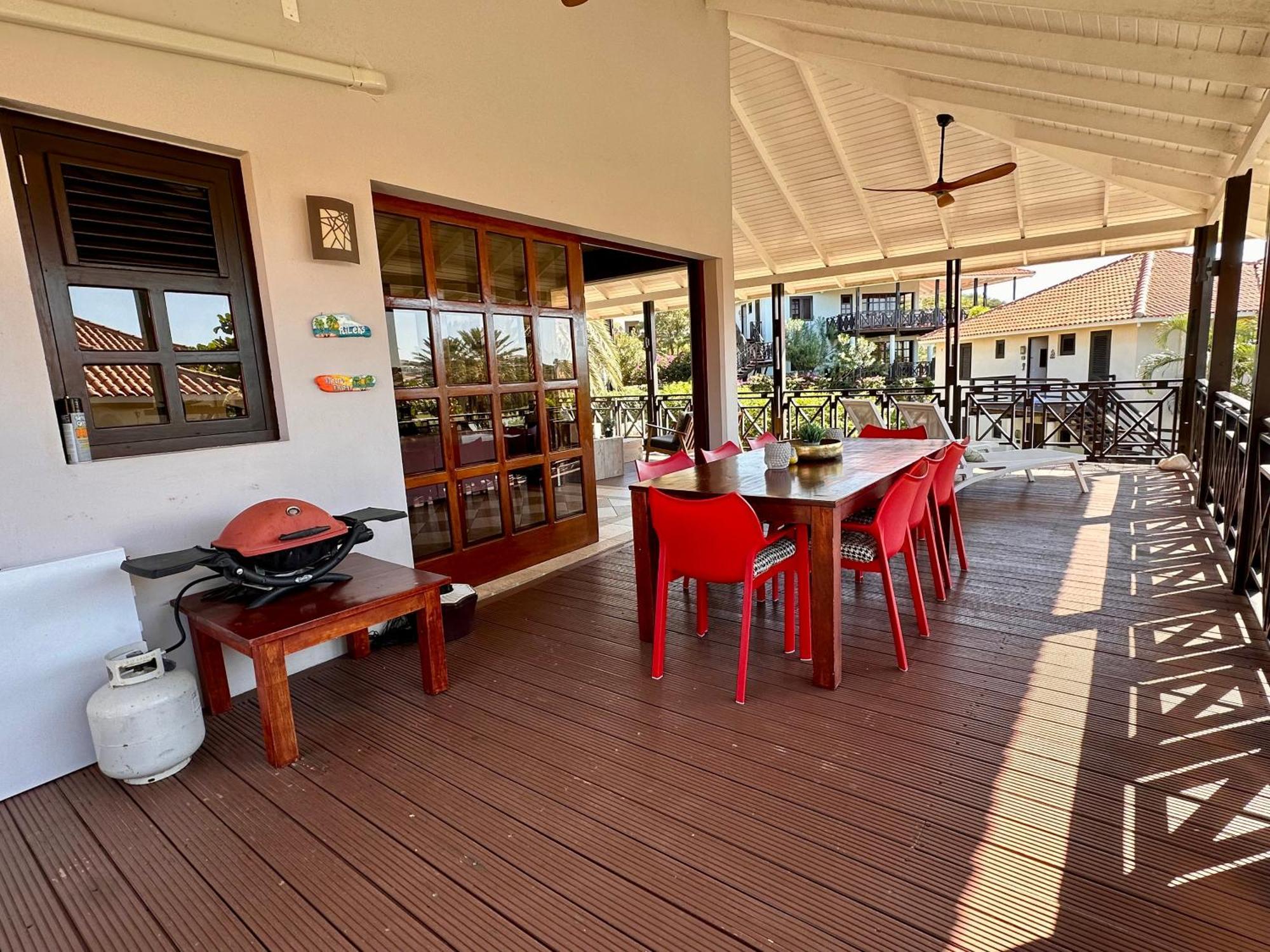 Blue Bay Beach Villas & Apartments Kültér fotó